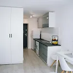Apartment Downtown - Location, Metro Nearby - By Rentujemy Warsaw