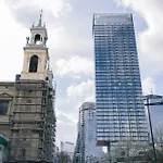 Downtown - Location, Metro Nearby - By Rentujemy Apartment
