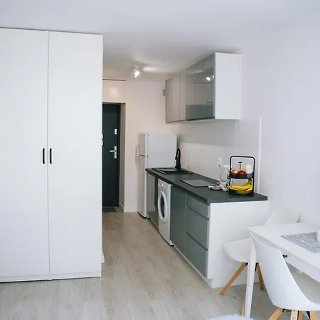 Apartamento Downtown - Location, Metro Nearby - By Rentujemy Varsovia